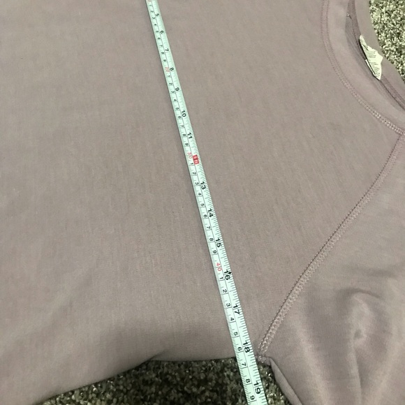 Athleisure top - Picture 5 of 7